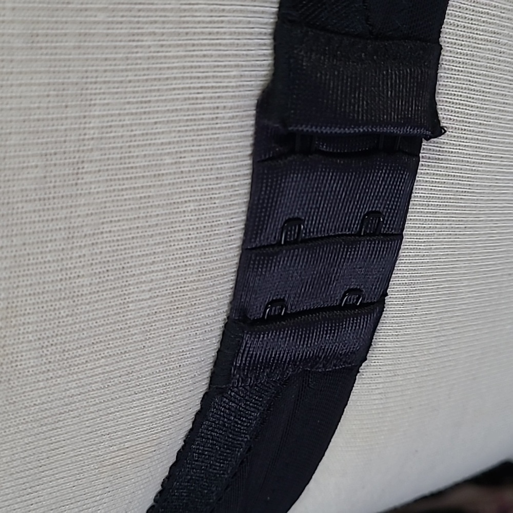 Underwire Bra - Picture 6 of 9